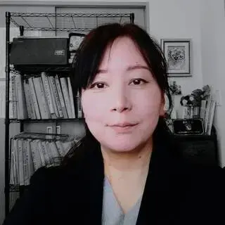 山根 惠津子