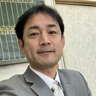 伊敷英作