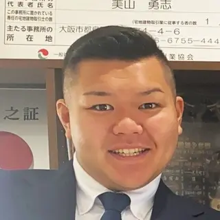 内　駿輝