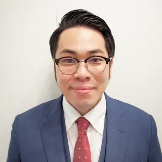 石塚　諒
