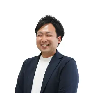 西川　文哉