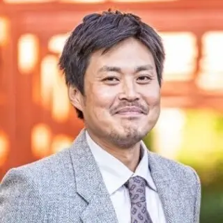 満島　彰