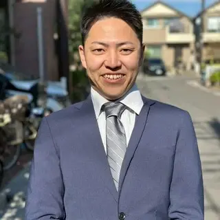 中野　良真
